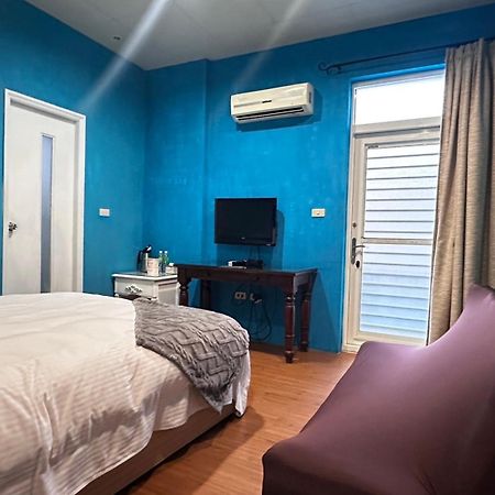 Smile Fish Apartment Джиаоси Екстериор снимка