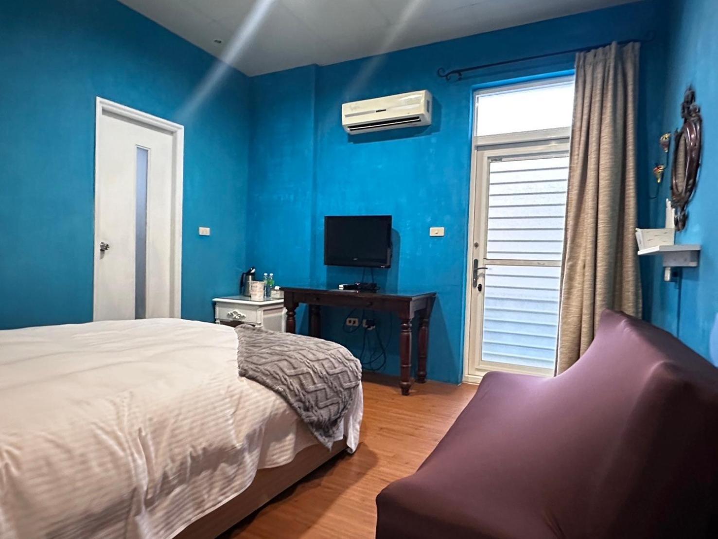 Smile Fish Apartment Джиаоси Екстериор снимка