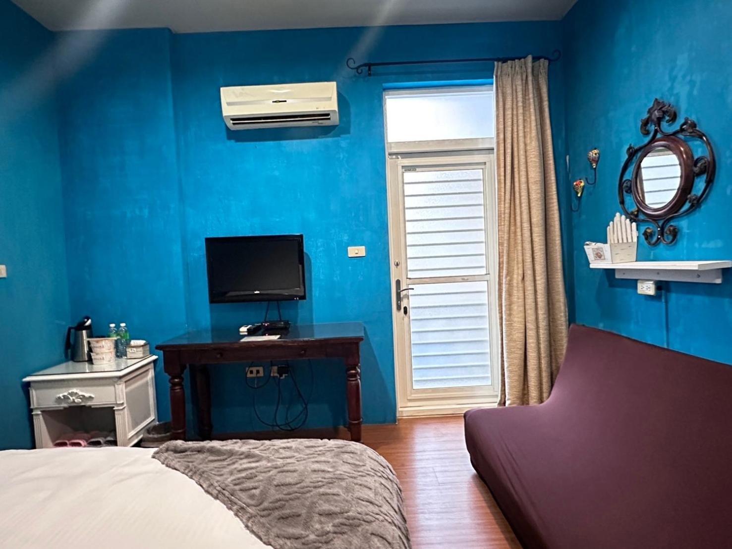 Smile Fish Apartment Джиаоси Екстериор снимка