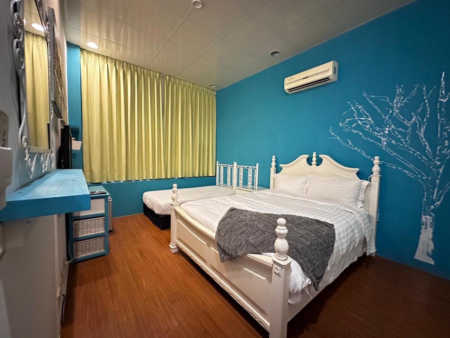 Smile Fish Apartment Джиаоси Екстериор снимка