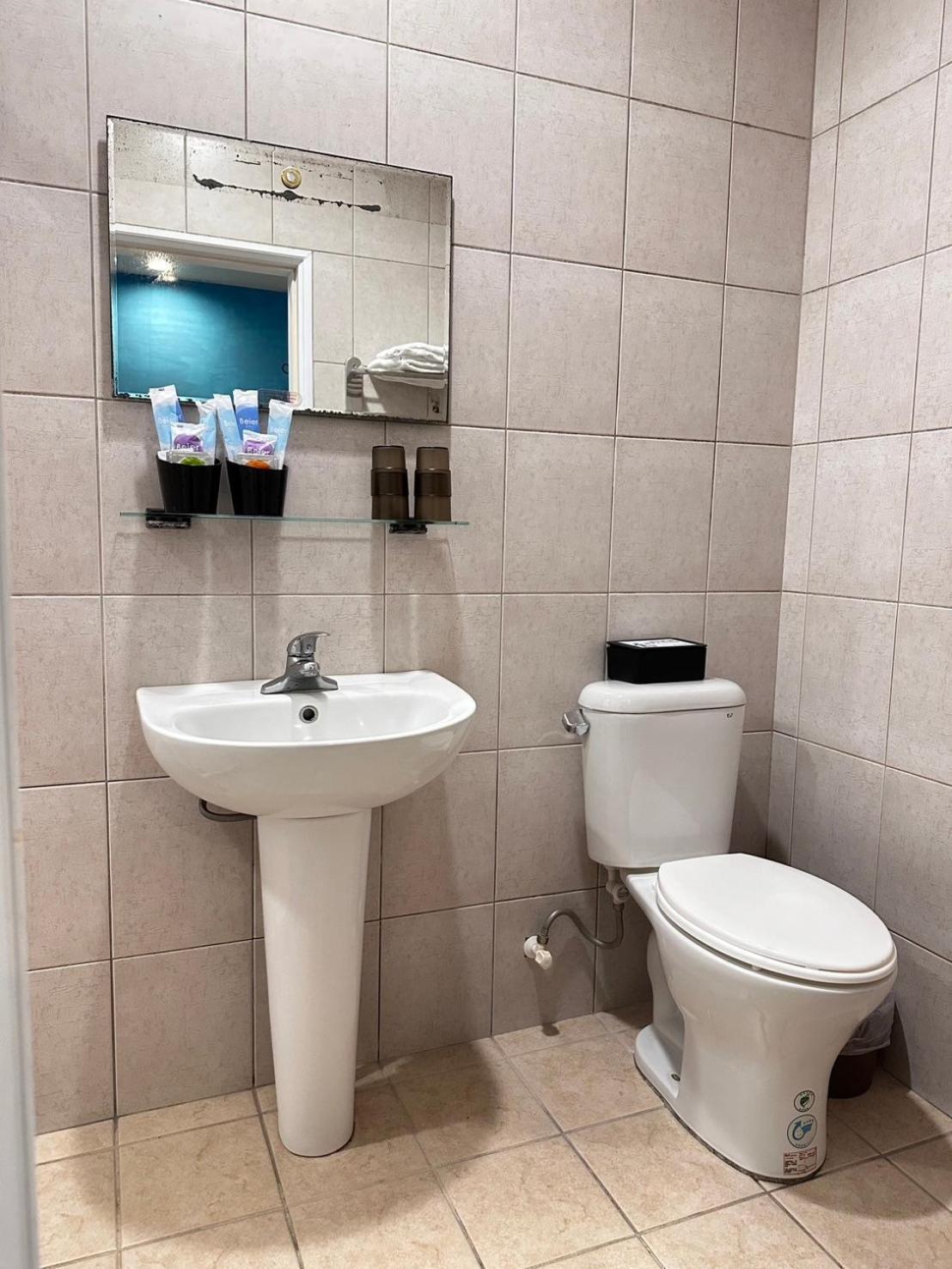 Smile Fish Apartment Джиаоси Екстериор снимка